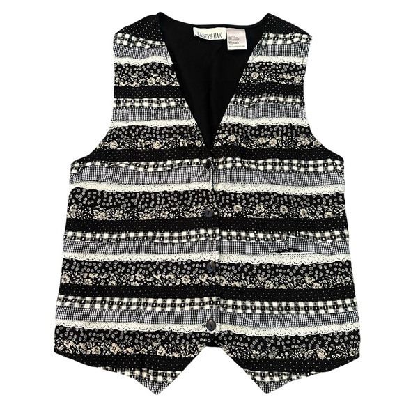 Jackets & Blazers - Vintage Black & white quilt style vest size large 
100% cotton